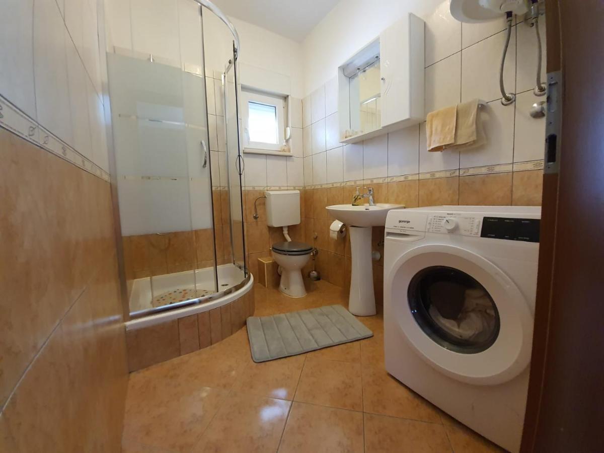 Apartment Andric Kaštela Eksteriør bilde