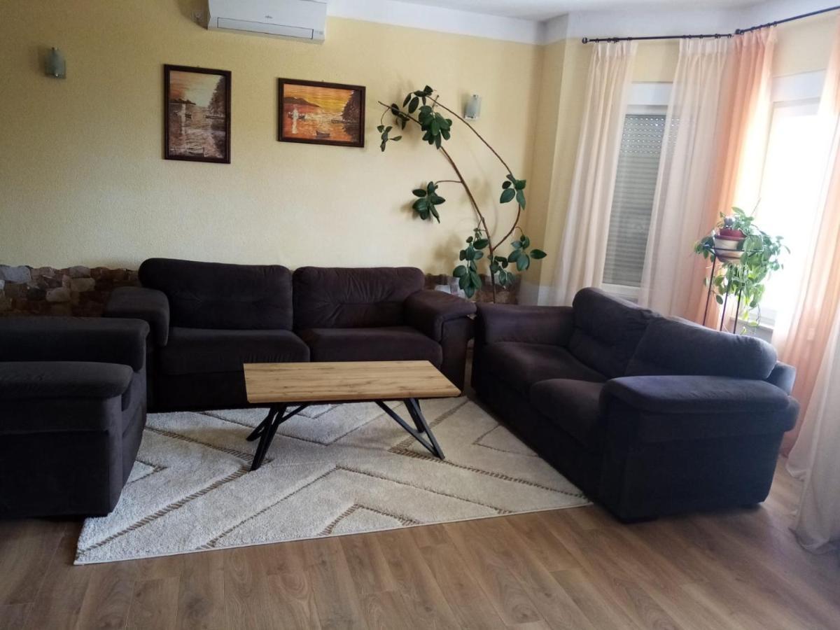 Apartment Andric Kaštela Eksteriør bilde